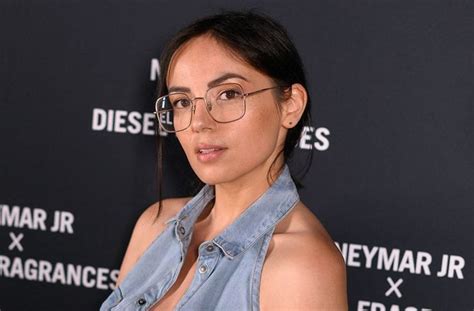 Agathe auproux, née le 17 octobre 1991 à guéret (creuse), est une journaliste de télévision française. Agathe Auproux : elle est vraiment canon et super sexy ...