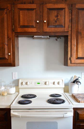 The cosmo range hood is most compact option and would be a perfect choice for a smaller kitchen. Replacing A Hanging Microwave With A Range Hood | Hanging ...