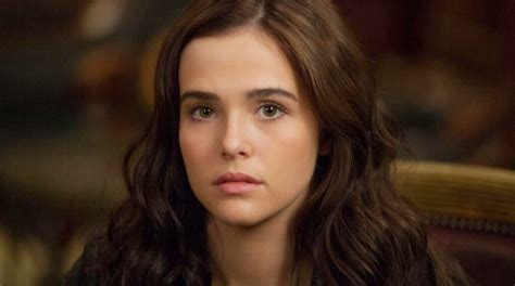 Pin By Lindsay Hernandez On Movies Vampire Academy Rose Hathaway Zoey Deutch