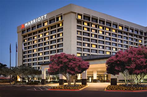 Dallas/Addison Marriott Quorum by the Galleria - Hotels ...