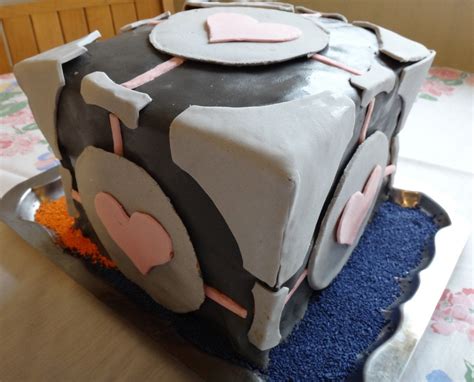 I Made A Companion Cube Cake For My Boyfriend Size 20cm3 D Pics
