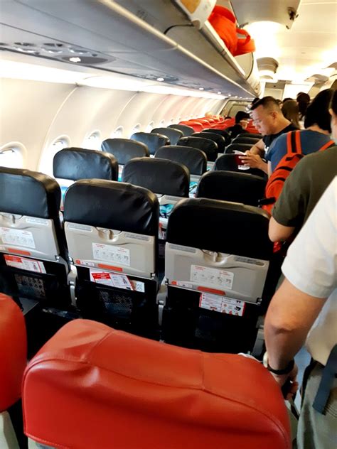 But what if you decide to change your plans and want to head to sibu after another adventure? Review of Air Asia flight from Kuching to Singapore in Economy