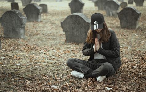 How Visiting A Cemetery Will Let You Understand The True Meaning Of
