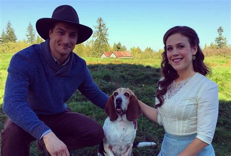 Daniel Lissing With His When Calls The Heart Co Star Erin Krakow When Call The Heart Daniel