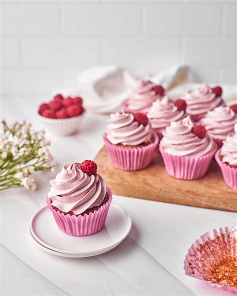 Raspberry Cupcakes With Raspberry Filling And Russian Buttercream