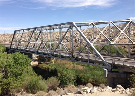 Long Span Galvanized Surface Treatment Steel Truss Bridge Modern
