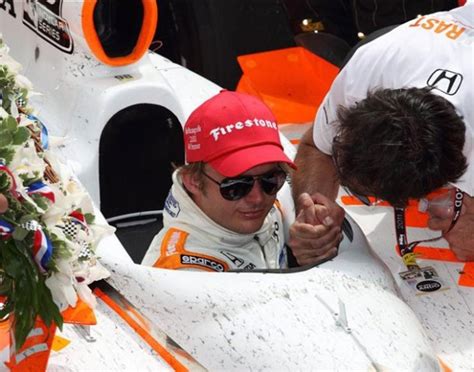 Britânico Dan Wheldon Morre Em Grave Acidente Na Fórmula Indy Vírgula