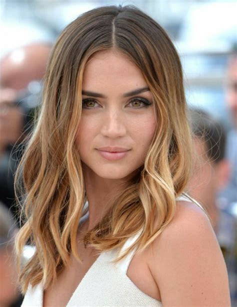 / coiffure selon la forme de votre visa. 1001+ Idées pour une coiffure pour visage ovale + les looks du moment qui vous sublimeront