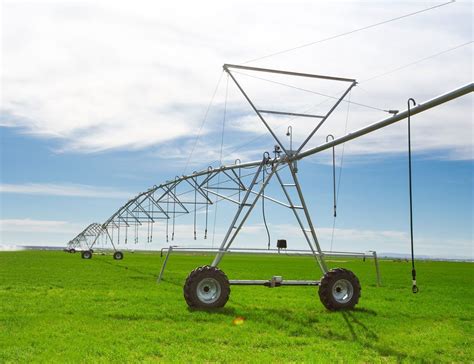 The 5 Farm Irrigation Options And What To Consider Woofter Construction
