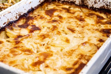As you will quickly see, this is not a healthy recipe and certainly not a recipe that i would make regularly. Ina Garten's Potato-Fennel Gratin | Recipe | Fennel gratin, Potatoes, Ina garten