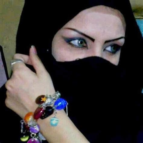 ساره فتاه سعوديه جميله عمرها 31 مطبقه تقيم في مدينة الدمام تبحث عن شاب عربي مسلم للارتباط