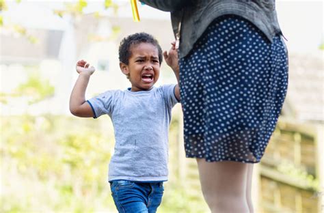 enfant agressif comment le gérer