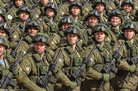 Американские аналитики поставили Вооруженные Силы РФ на второе место среди сильнейших армий мира