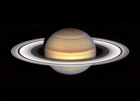 Hubble Captures The Start Of A New Spoke Season At Saturn Spaceref