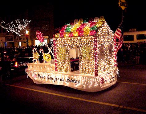 Unique ideas for christmas parade floats / on creating an excellent float for the beaufort christmas. FANTASY OF LIGHTS PARADE | Christmas parade, Christmas parade floats, Holiday parades