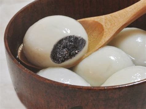 #feng #timo #feng_timo #fengtimo #fengtimo1314 очередное выступление — 山东欢乐元宵夜 — 冯提莫与您共度佳节 『家和万事兴 千家万户都好』 正月十五 欢乐闹元宵. uCookiCook » 黑芝麻湯圓