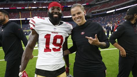Coach Katie Sowers Wants To Solve The Nfls Woman Problem Glamour
