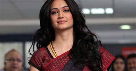 Beauty Galore Hd Kriti Kharbanda Dashing In Saree From Nookayya Movie Scenes