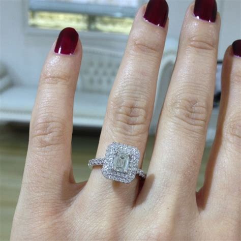 How To Choose An Engagement Ring To Suit Your Hand For Any Hand