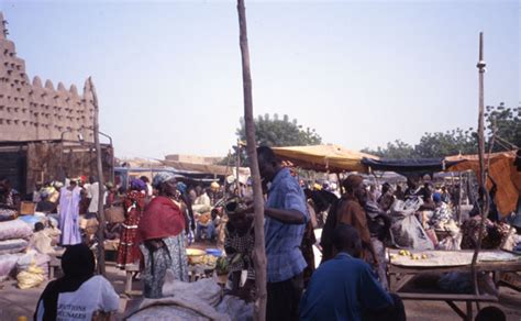 Djenné 04 Covered Market Stalls