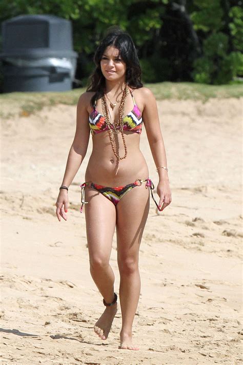 Vanessa Hudgens Bikini Babe In Hawaii 06 Gotceleb
