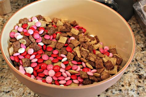 Simply This and that: Valentine Chex Mix