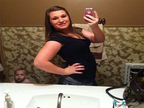 20 Of The Funniest Photobombs Ever