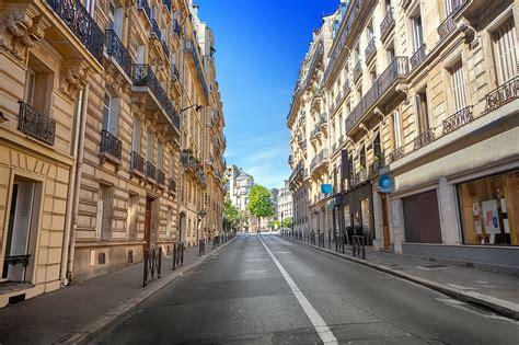 10 most popular streets in paris take a walk down paris s streets go guides