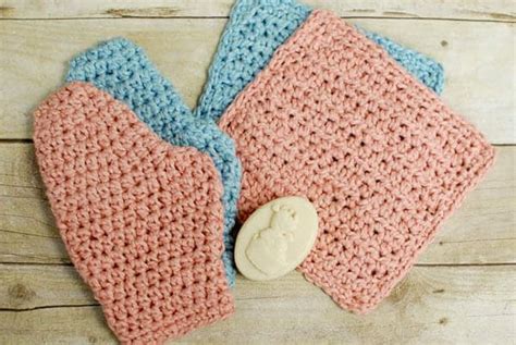 Crochet Washcloth And Bath Mitt Set Free Patterns Petals To Picots