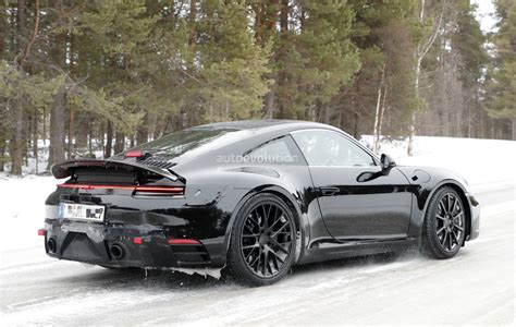 Find the perfect porsche 911 stock photos and editorial news pictures from getty images. New Porsche 911 Spied with Production Body, Shows Mission ...