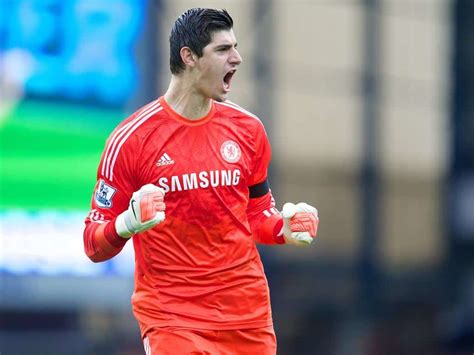 Video Courtois Shows Off Epic Handling Skills