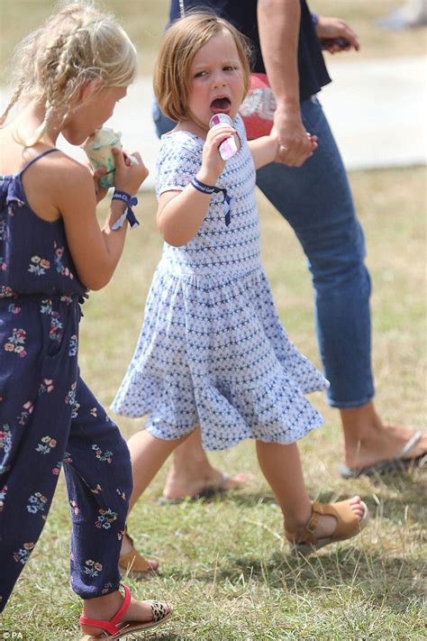 Mia Tindall Joins Cousins Savannah And Isla Phillips At Gatcombe Park Daily Mail Online