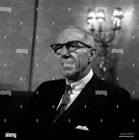 Dr Benjamin Spock Hi Res Stock Photography And Images Alamy