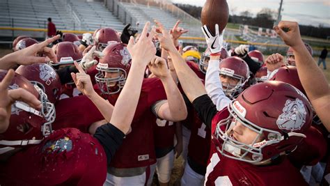 Tennessees Cinderella High School Football Playoff Team Wants To Win