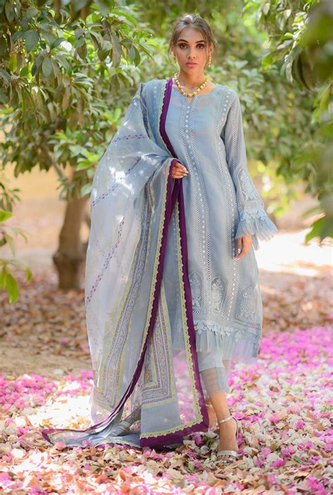 Self Embroidered Long Shirt With Pleats Detail Simple Pakistani