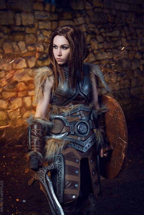 Lydia Skyrim Cosplay By ErinLiona Skyrim Cosplay Fantasy Art Warrior Female Armor