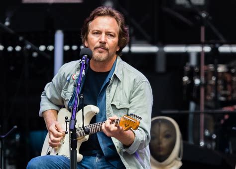 He is known as the lead singer and guitarist of pearl jam and as one of the finest rock vocalists of all time. Pearl Jam Singer Eddie Vedder Believes His Father's Guitar Has Supernatural Powers