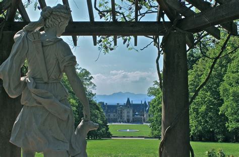 Set atop a high hill near the elegant marble statue of diana, this picturesque outdoor location boasts sweeping views of biltmore house and the blue ridge mountains. A statue of the Goddess Diana watches over the Biltmore Estate in beautiful Asheville, North ...
