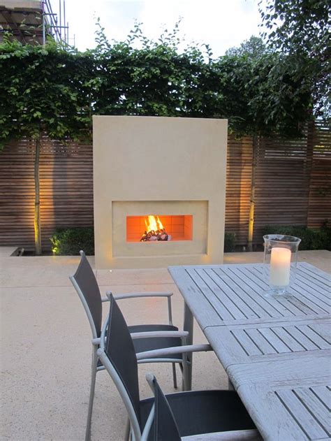 Pin By Charlotte Rowe On Garden Fireplaces And Fire Pits Exterior