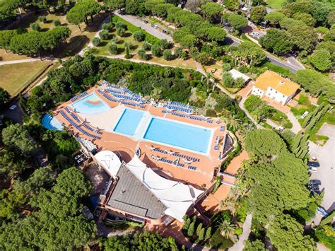 Resort Riva Degli Etruschi Etstur