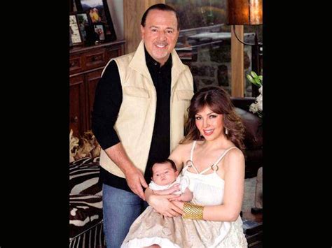 Thalía Le Habría Pedido El Divorcio A Tommy Mottola Asegura Revista