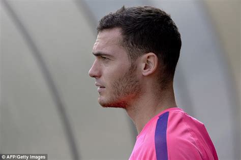 thomas vermaelen not a manchester united transfer target as barcelona count cost of injuries