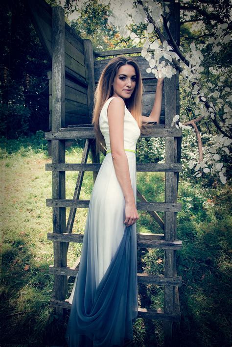 .hochzeitstorte weddingphotography weddinginspiration weddingplanner verlobt hochzeitsfoto fotoshooting hochzeitskleid düsseldorf weddingday ja liebe. Fotoshooting mit Braut am Hochsitz! Hochzeitskleid: ANNE ...