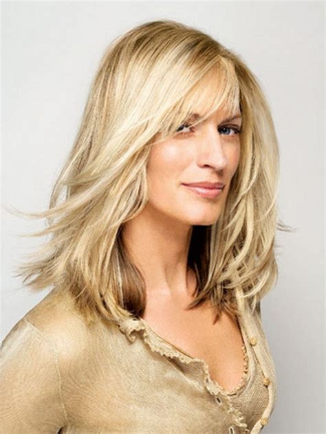 37 Classy Hairstyles For Women Over 40s Sensod