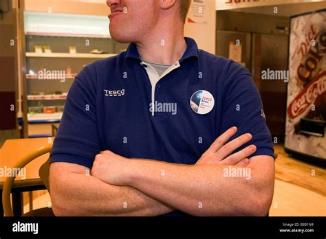 Tescos Worker Hi Res Stock Photography And Images Alamy