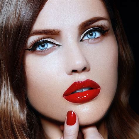 red lips makeup for white dress woman face makeup