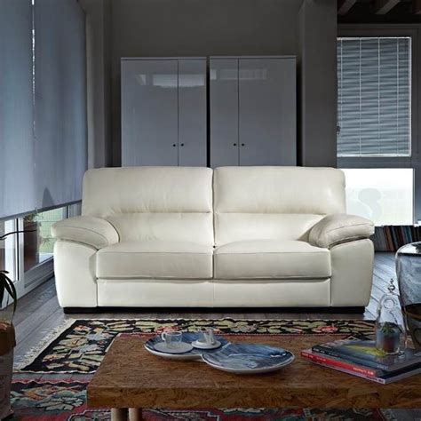 Poltrone e sofa divano angolare. Poltrone e sofà, divani di qualità