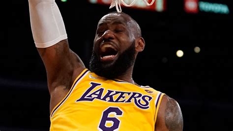 Lebron James Scores 56 As Los Angeles Lakers End Skid Against Golden