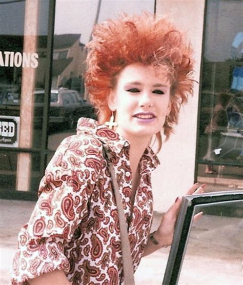 The 80s are the phenomenal years for the fashion world. 1980s: The Period of Women's Rock Hairstyles Boom ...