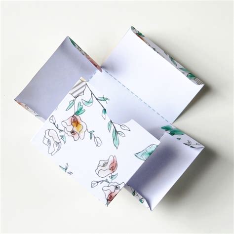 From easy origami boxes to milk carton style boxes, free printable templates and pillow boxes there's something here to suit any gift giving occasion. PRINTABLE DIY GIFT BOXES. | Gathering Beauty
